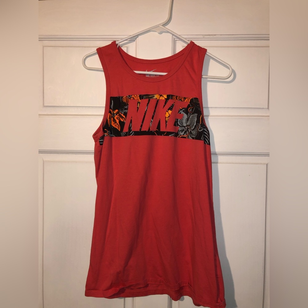 Women’s Nike tank top